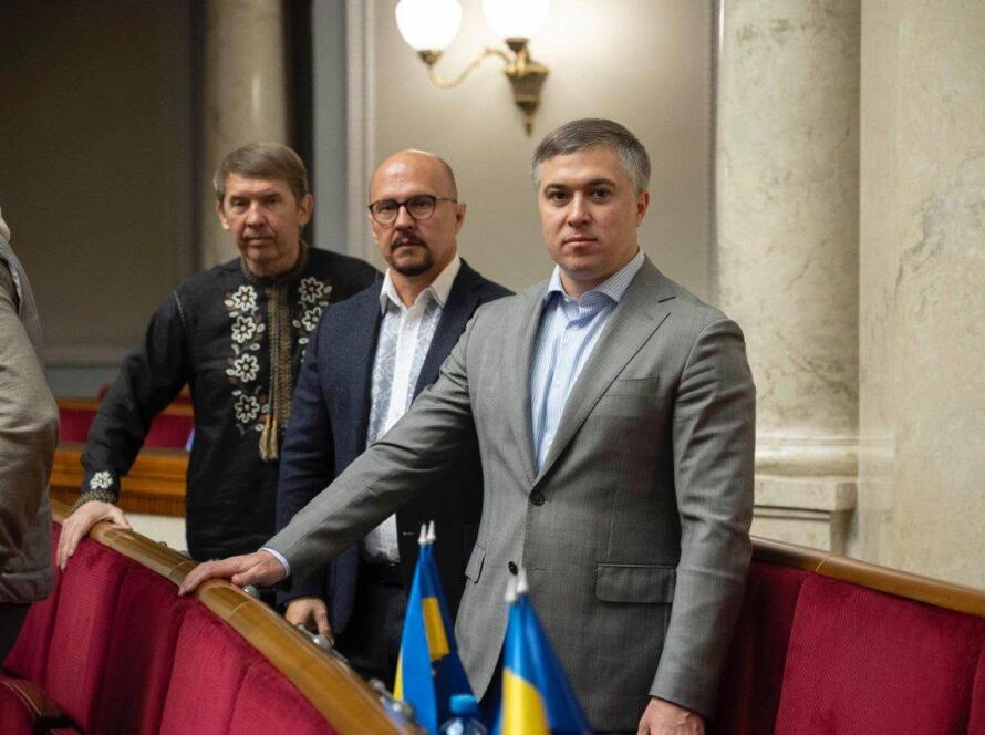 Олег Кулініч із колегами у Верховній Раді
